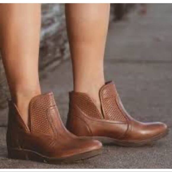 NEW Bed Stu Roan Gossip Ankle BootTan Handmade Leather Distressed Womens 8.5 - Picture 5 of 10